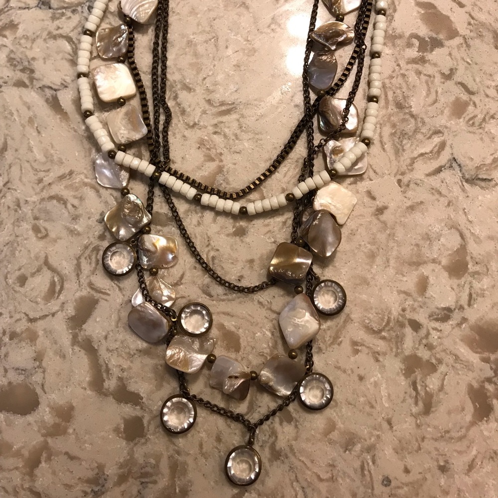 Very pretty layered Cookie Lee necklace